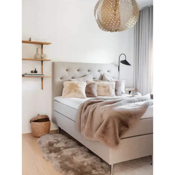 Hovedbilde Fluffy Blanket - Taupe